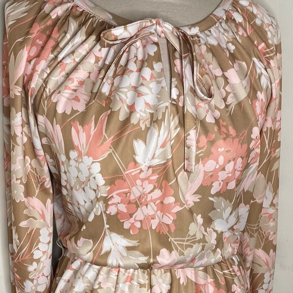 Vintage Floral Pleated Dress w/ Necktie - Picture 8 of 9